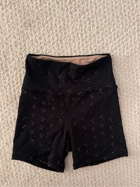 Strut-this eyelet shorts